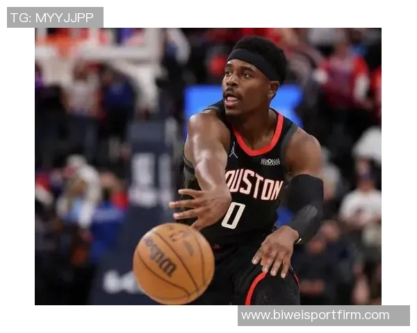 比卢普斯透露季前赛计划霍勒迪首战下半场缺席或尝试新先发阵容